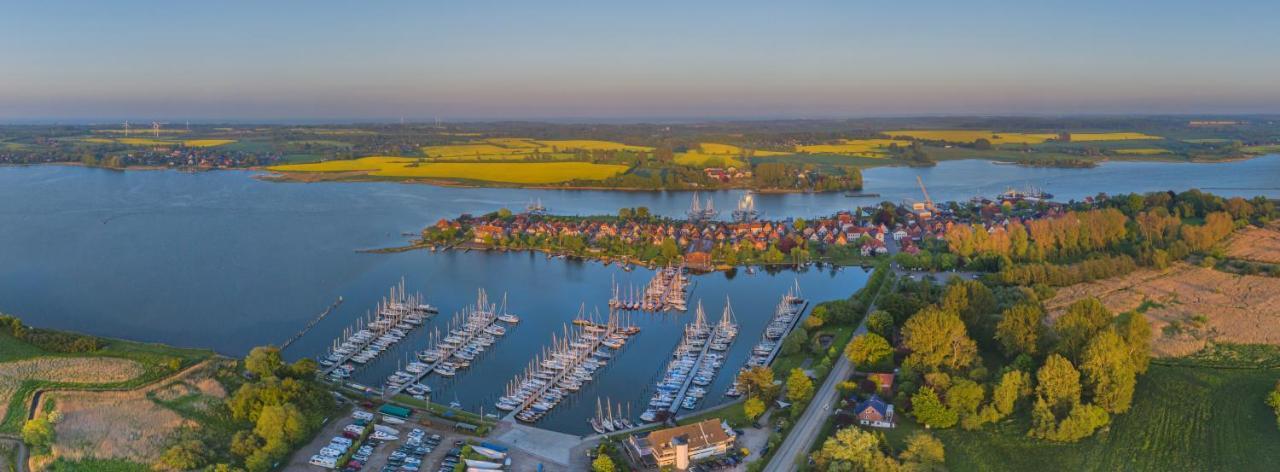 Hotel Hausboot Hilja Schleswig Exterior foto